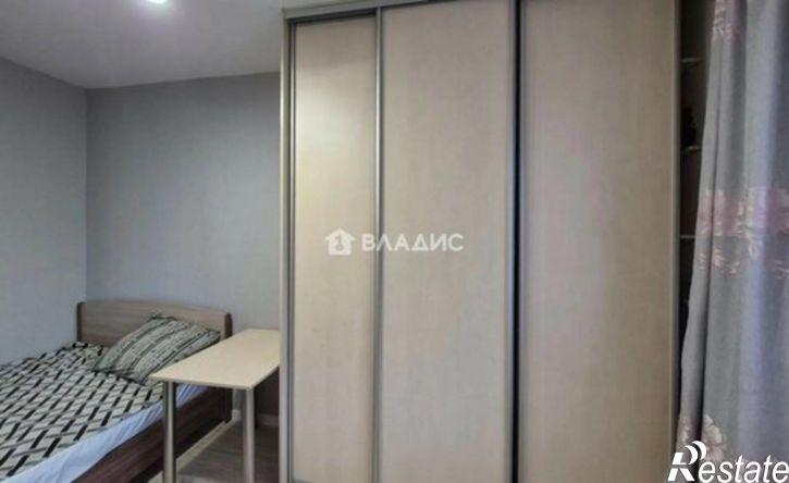1-комн квартира микрорайон 140А, 5