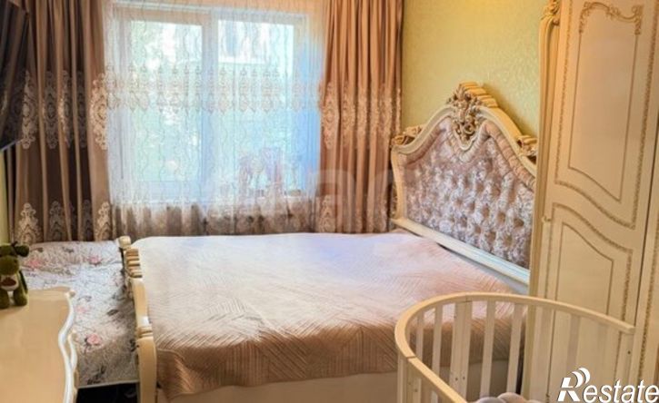 3-комн квартира ул Калашникова, 10,  д. 10