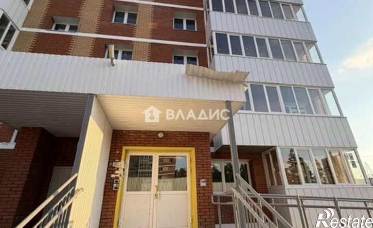 2-комн квартира 142-й микрорайон, 11