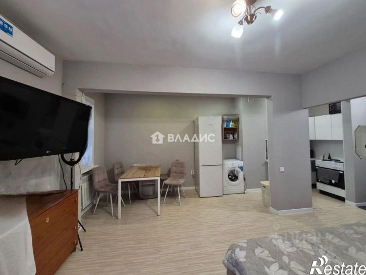 1-комн квартира микрорайон 140А, 5