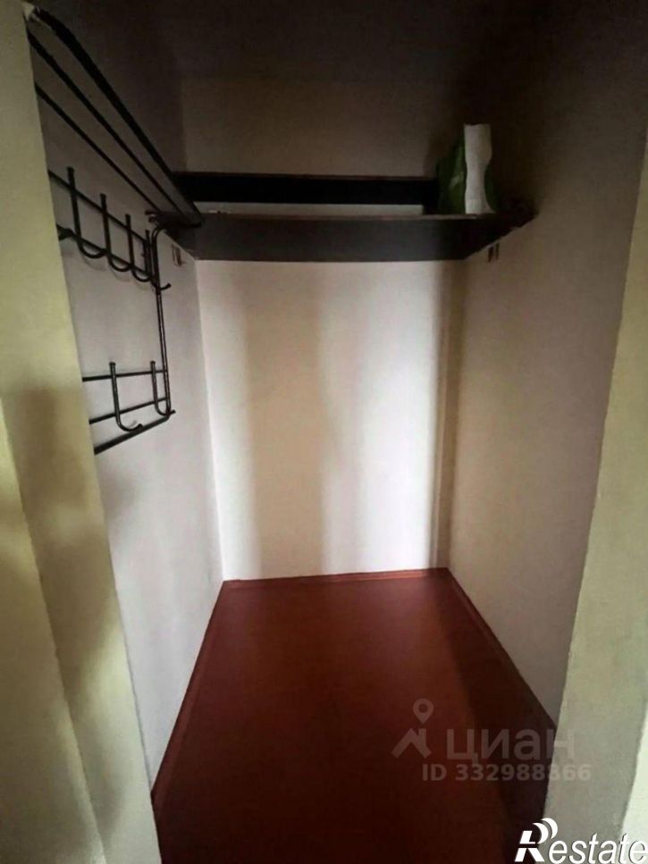 3-комн квартира 111-й квартал, 5/2