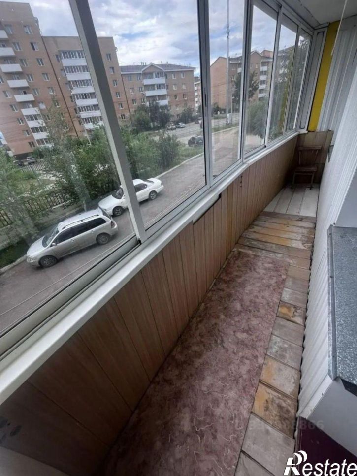 3-комн квартира 111-й квартал, 5/2