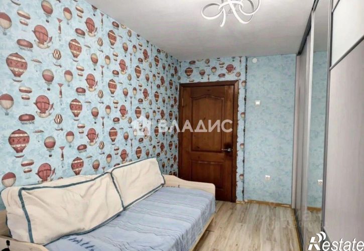 3-комн квартира ул Шумяцкого, 8,  д. 8