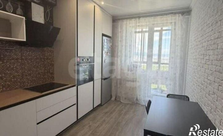 2-комн квартира микрорайон 140А, 9