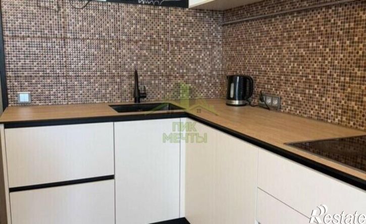 2-комн квартира микрорайон 140А, 10Г