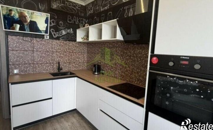 2-комн квартира микрорайон 140А, 10Г