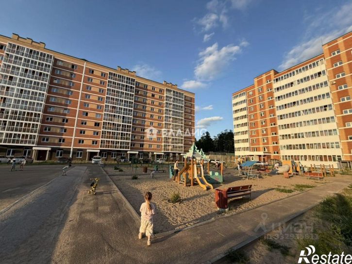 2-комн квартира 142-й микрорайон, 11