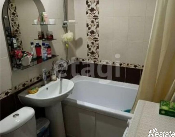 3-комн квартира ул Павлова, 15,  д. 15