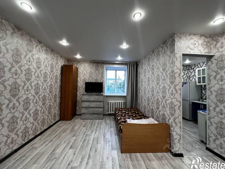 1-комн квартира пр-кт 50-летия Октября, 34,  д. 34