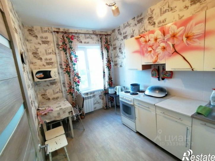 2-комн квартира пр-кт Строителей, 32,  д. 32