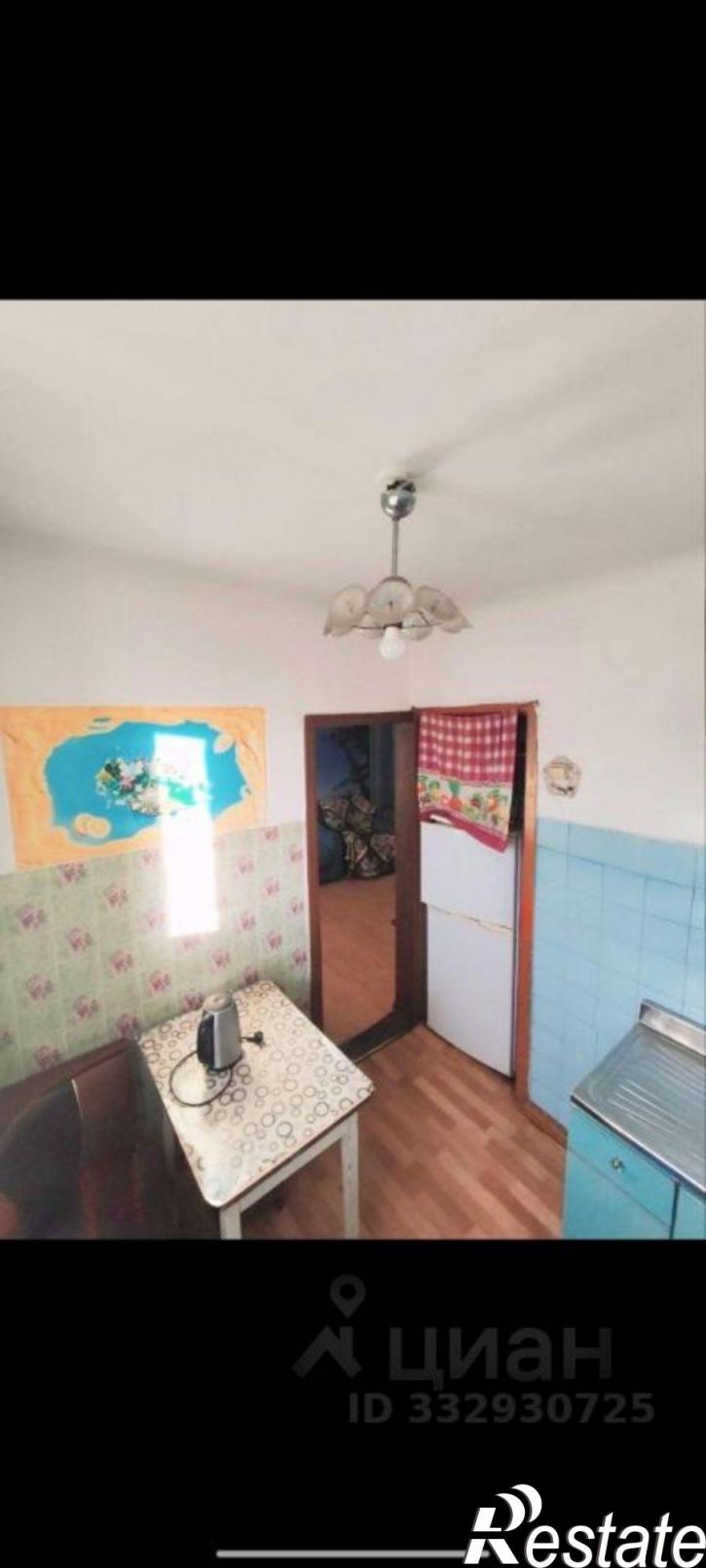 3-комн квартира пр-кт 50-летия Октября, 26,  д. 26