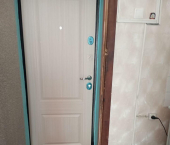 комната 30 кв м ул Комарова, 17
