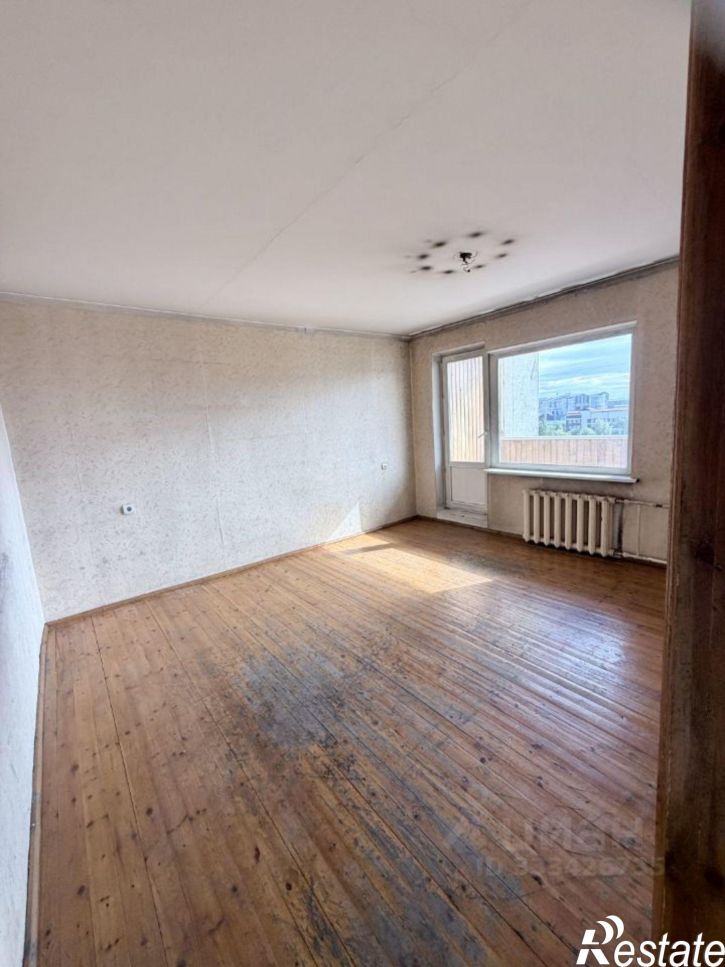 3-комн квартира пр-кт Строителей, 12,  д. 12
