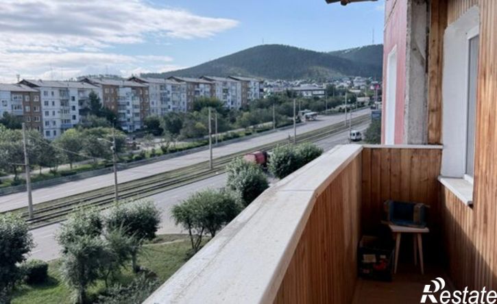 3-комн квартира пр-кт Строителей, 12,  д. 12