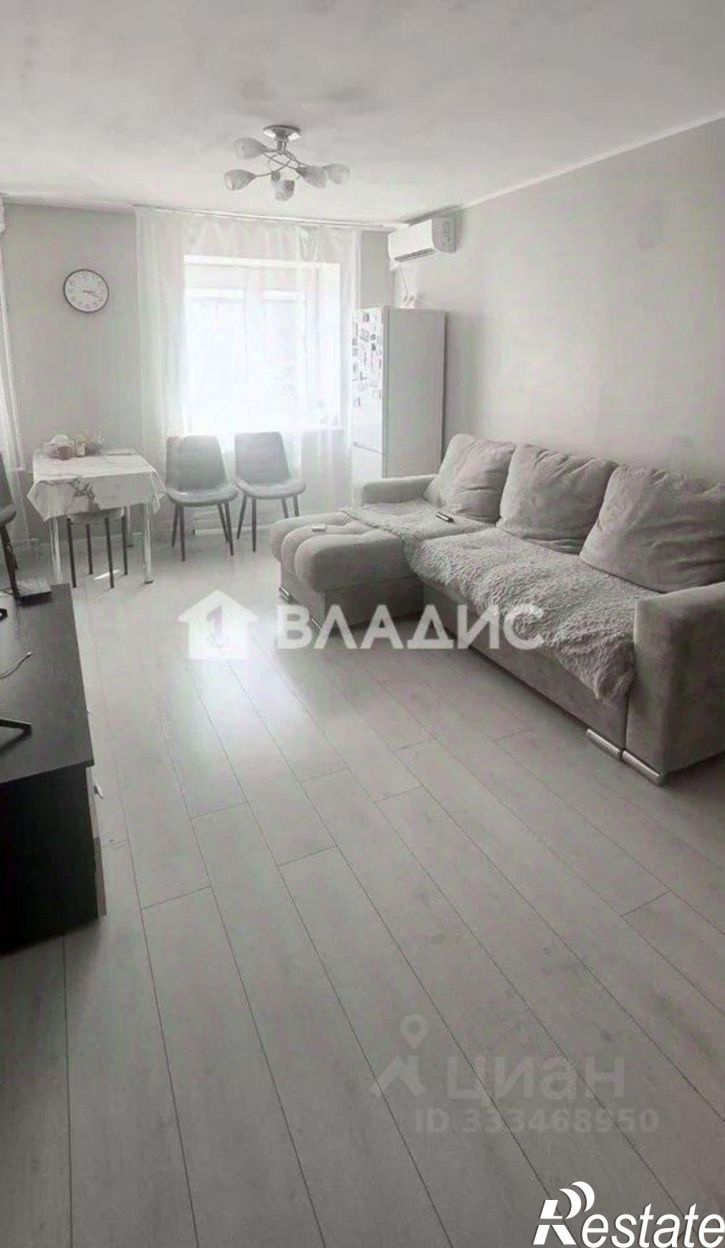 3-комн квартира ул Тобольская, 49,  д. 49