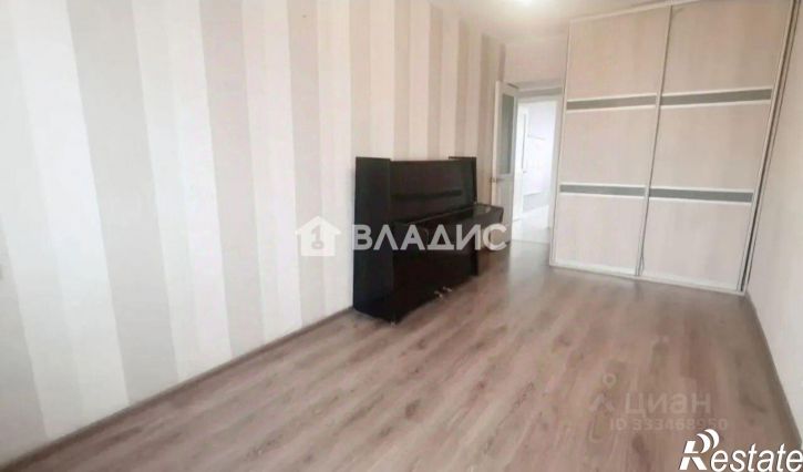 3-комн квартира ул Тобольская, 49,  д. 49