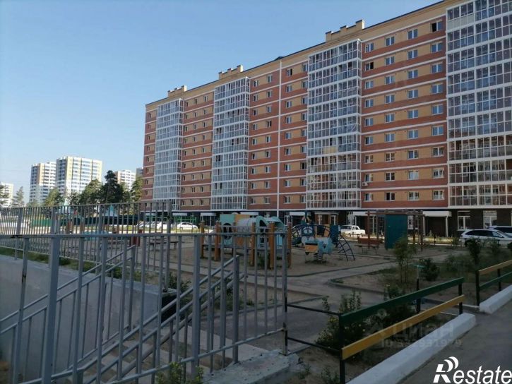 2-комн квартира 142-й микрорайон, 11