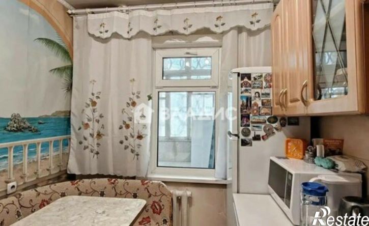 2-комн квартира пр-кт Строителей, 20,  д. 20