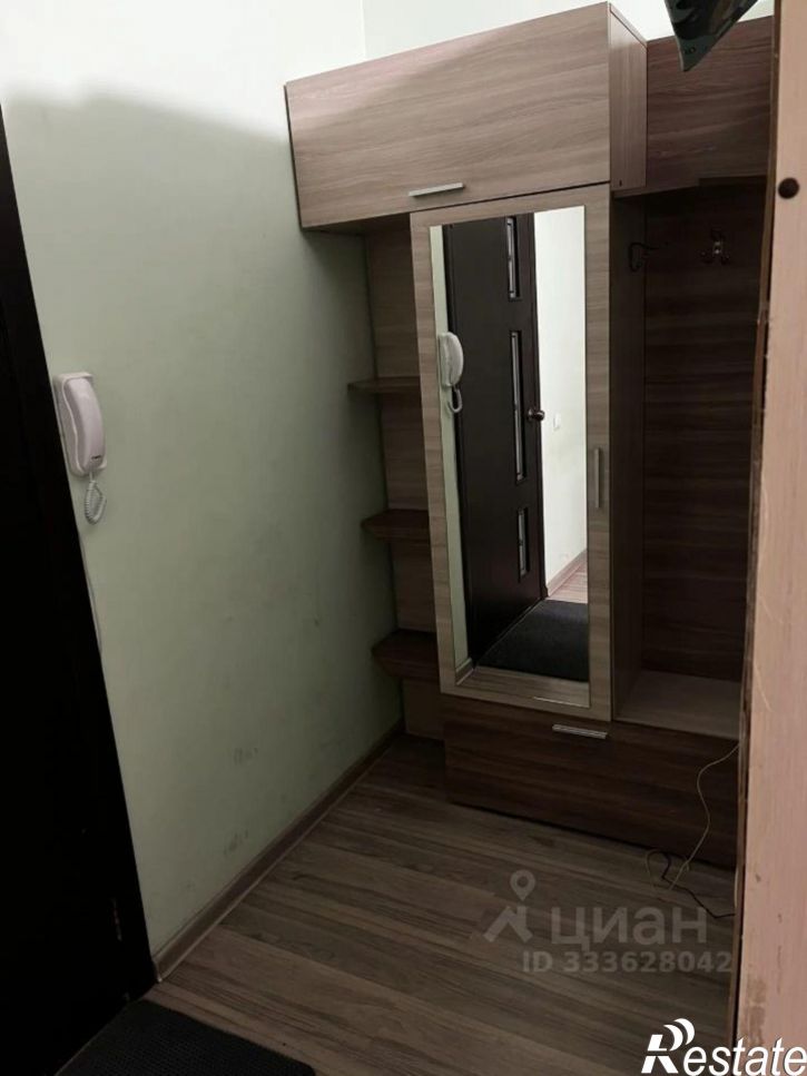 1-комн квартира 105-й микрорайон, 32