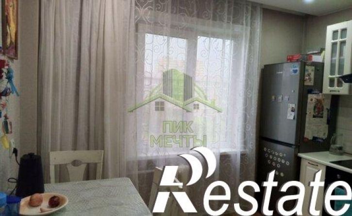 3-комн квартира улица Жердева, 82,  д. 82