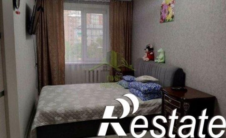 3-комн квартира улица Жердева, 82,  д. 82