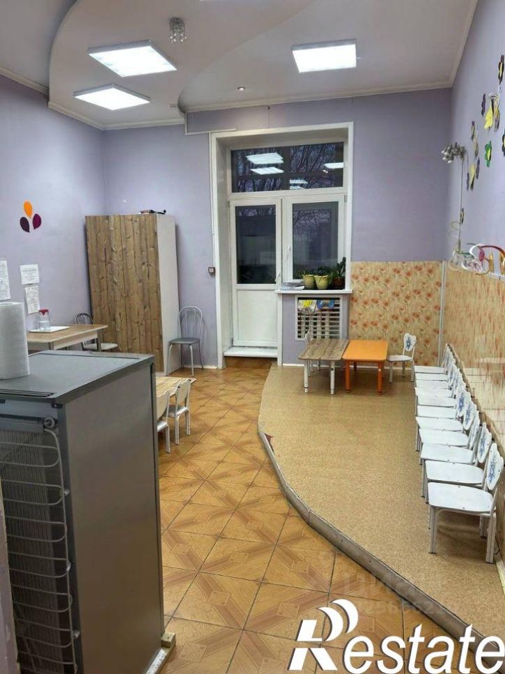 3-комн квартира 110-й микрорайон, 12
