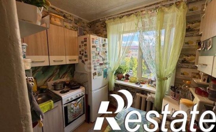3-комн квартира Тобольская улица, 49,  д. 49
