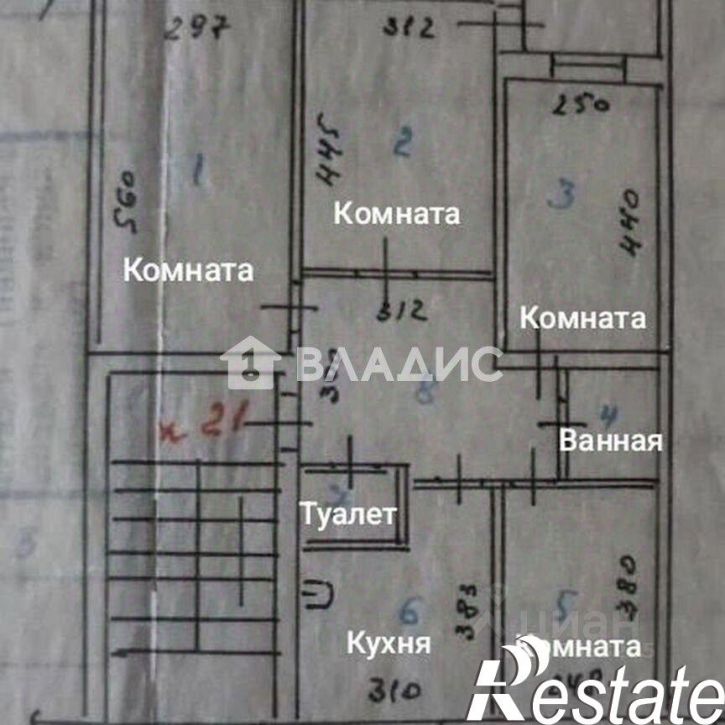 4-комн квартира улица Антонова, 4,  д. 4