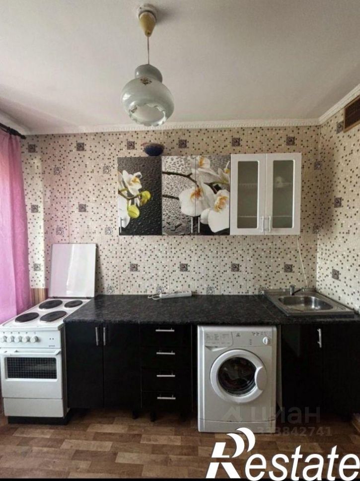 2-комн квартира проспект Строителей, 44,  д. 44
