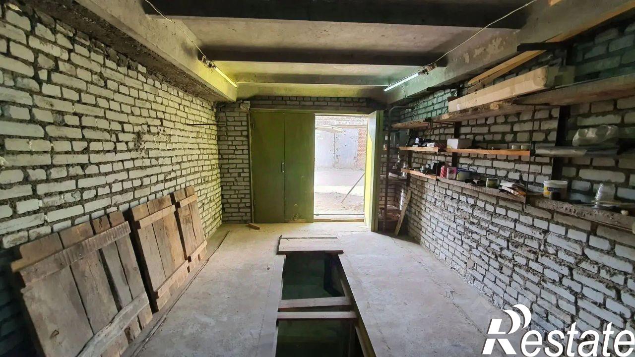 Купить гараж, место в паркинге за 1 964 930 рублей на 102-й микрорайон
