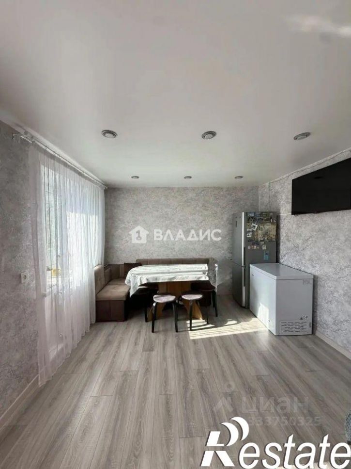 2-комн квартира улица Комарова, 13,  д. 13