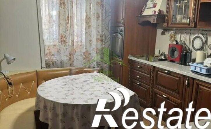 2-комн квартира Путейская улица, 6,  д. 6