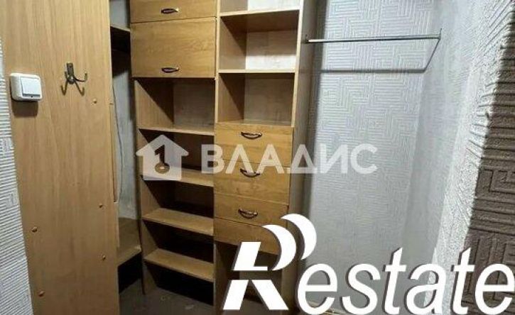 3-комн квартира проспект Строителей, 14,  д. 14