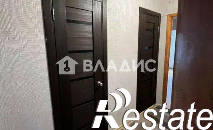 3-комн квартира проспект Строителей, 14,  д. 14