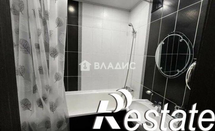 3-комн квартира проспект Строителей, 14,  д. 14