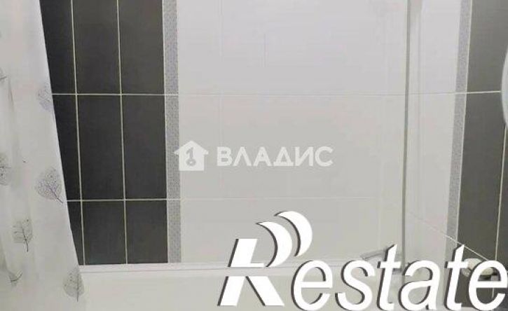 3-комн квартира проспект Строителей, 14,  д. 14