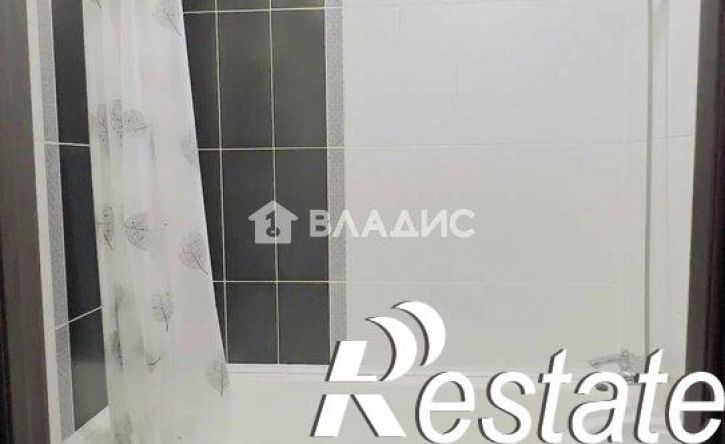 3-комн квартира проспект Строителей, 14,  д. 14