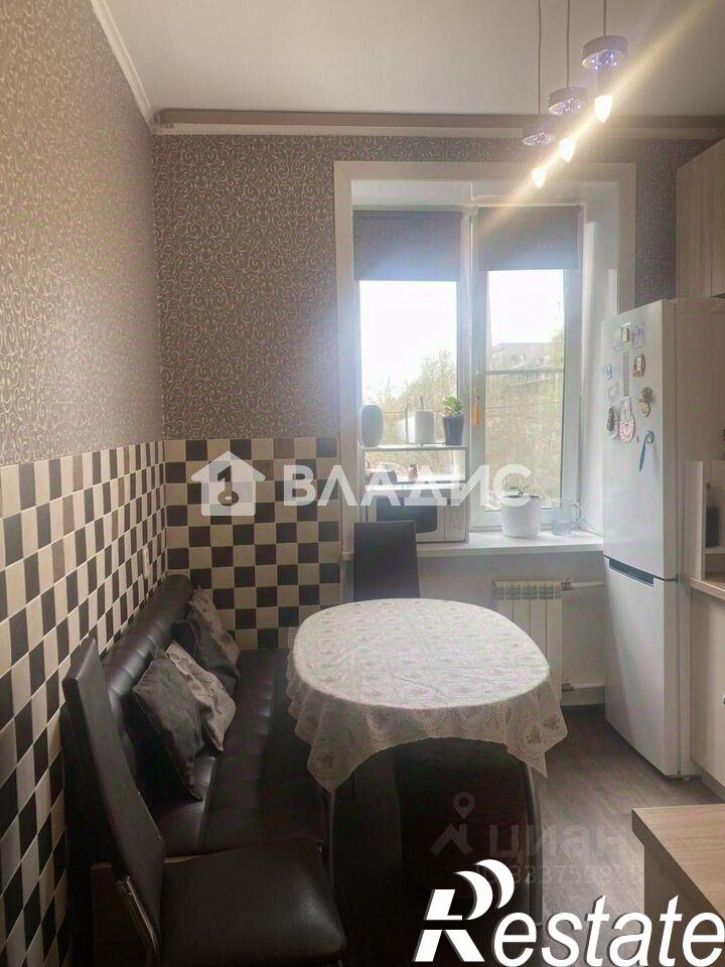 2-комн квартира улица Гастелло, 4,  д. 4