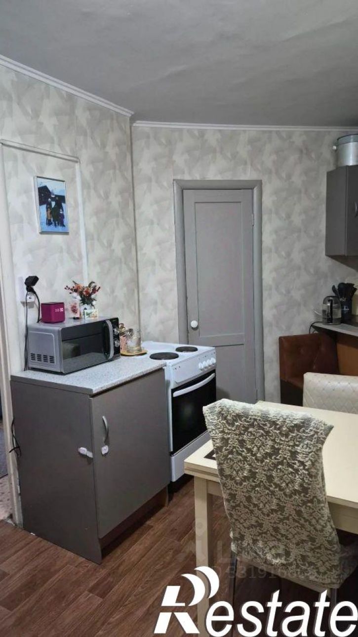 2-комн квартира 110-й микрорайон, 6
