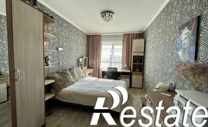 3-комн квартира улица Антонова, 26,  д. 26