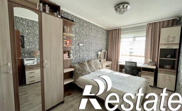 3-комн квартира улица Антонова, 26,  д. 26