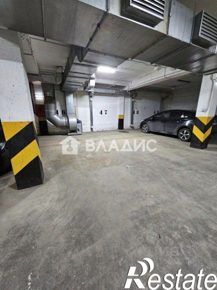 Гараж/парковка микрорайон 140Б, 1