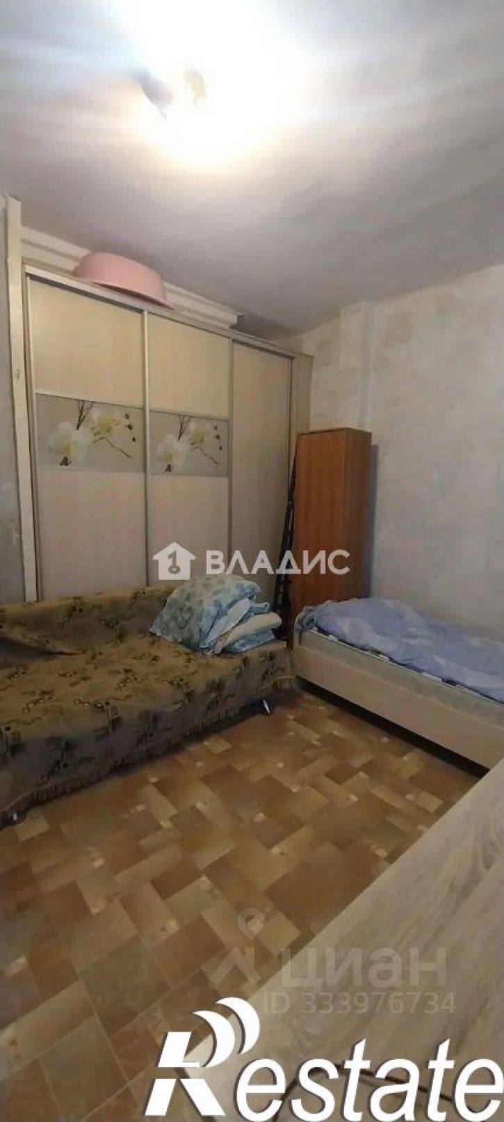 2-комн квартира улица Гарнаева, 24,  д. 24