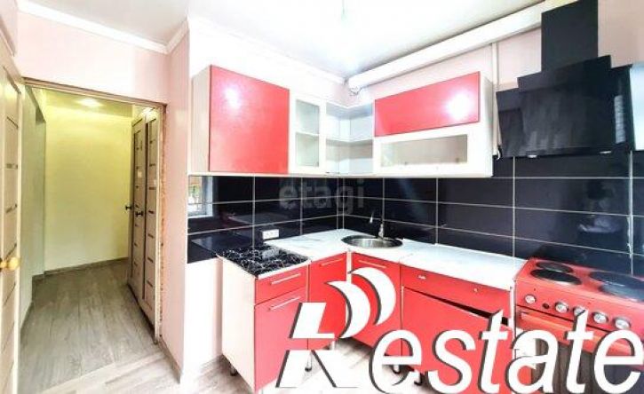 3-комн квартира Ключевская улица, 37,  д. 37