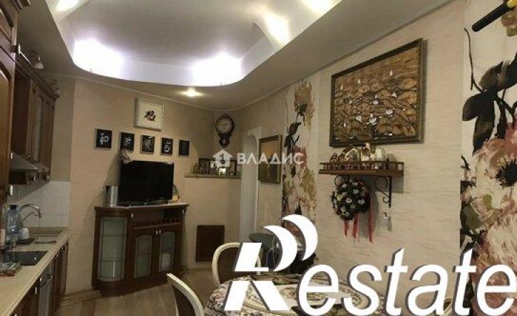 3-комн квартира проспект Победы, 16,  д. 16