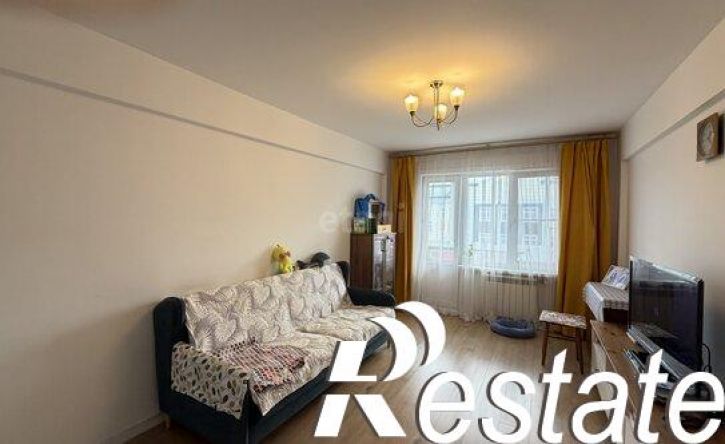 2-комн квартира проспект Строителей, 24,  д. 24
