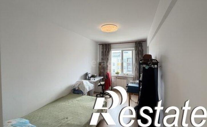 2-комн квартира проспект Строителей, 24,  д. 24