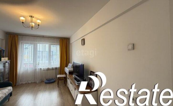 2-комн квартира проспект Строителей, 24,  д. 24