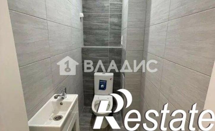 2-комн квартира 142-й микрорайон, 7