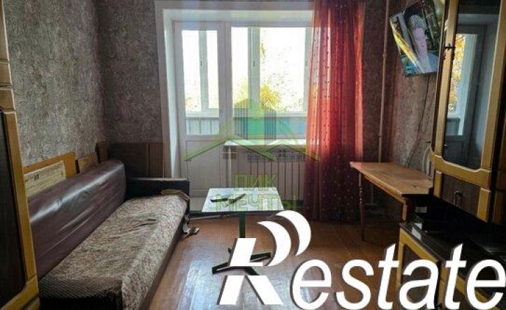 3-комн квартира улица Жердева, 102,  д. 102